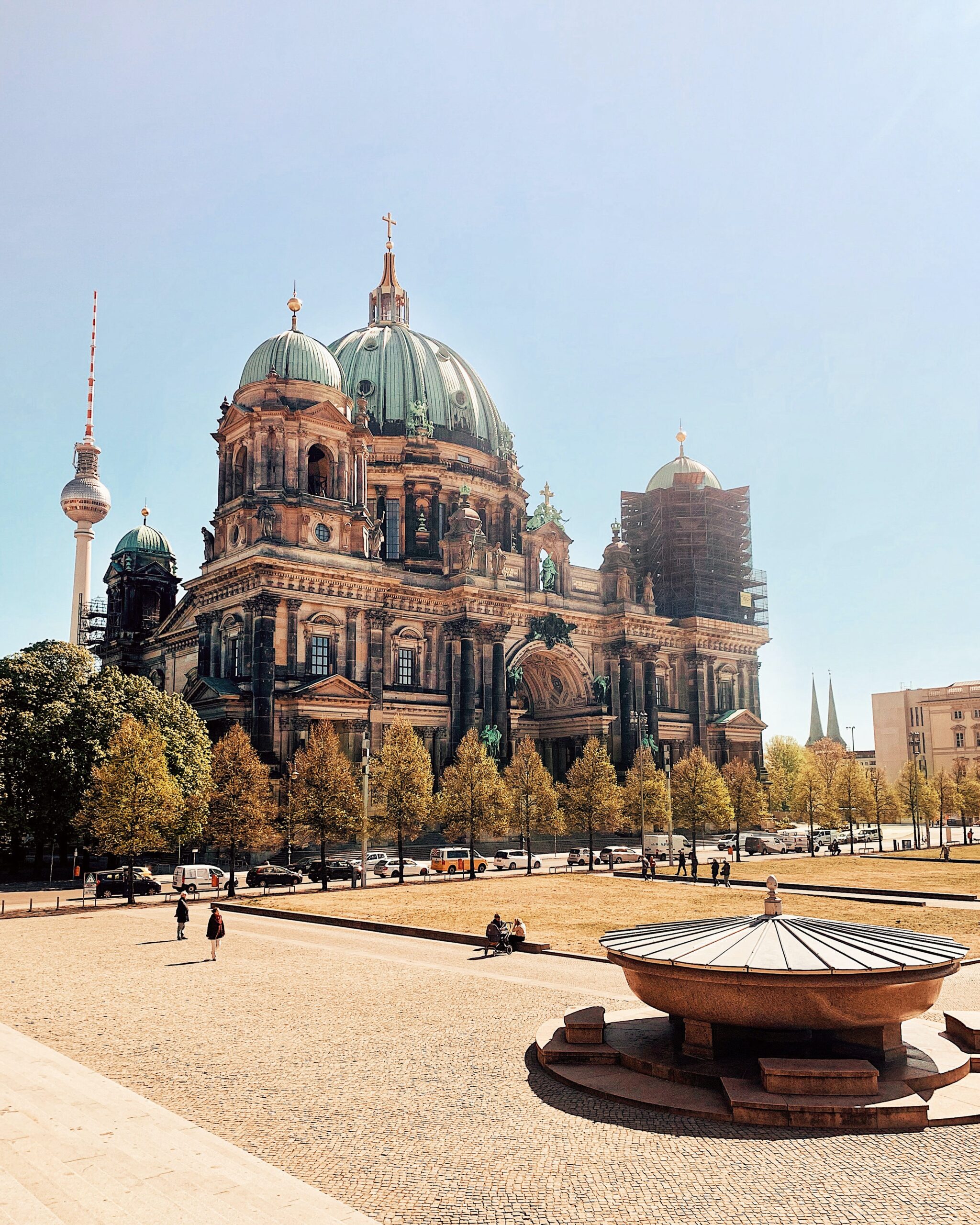 Can you live in berlin without speaking german featured image